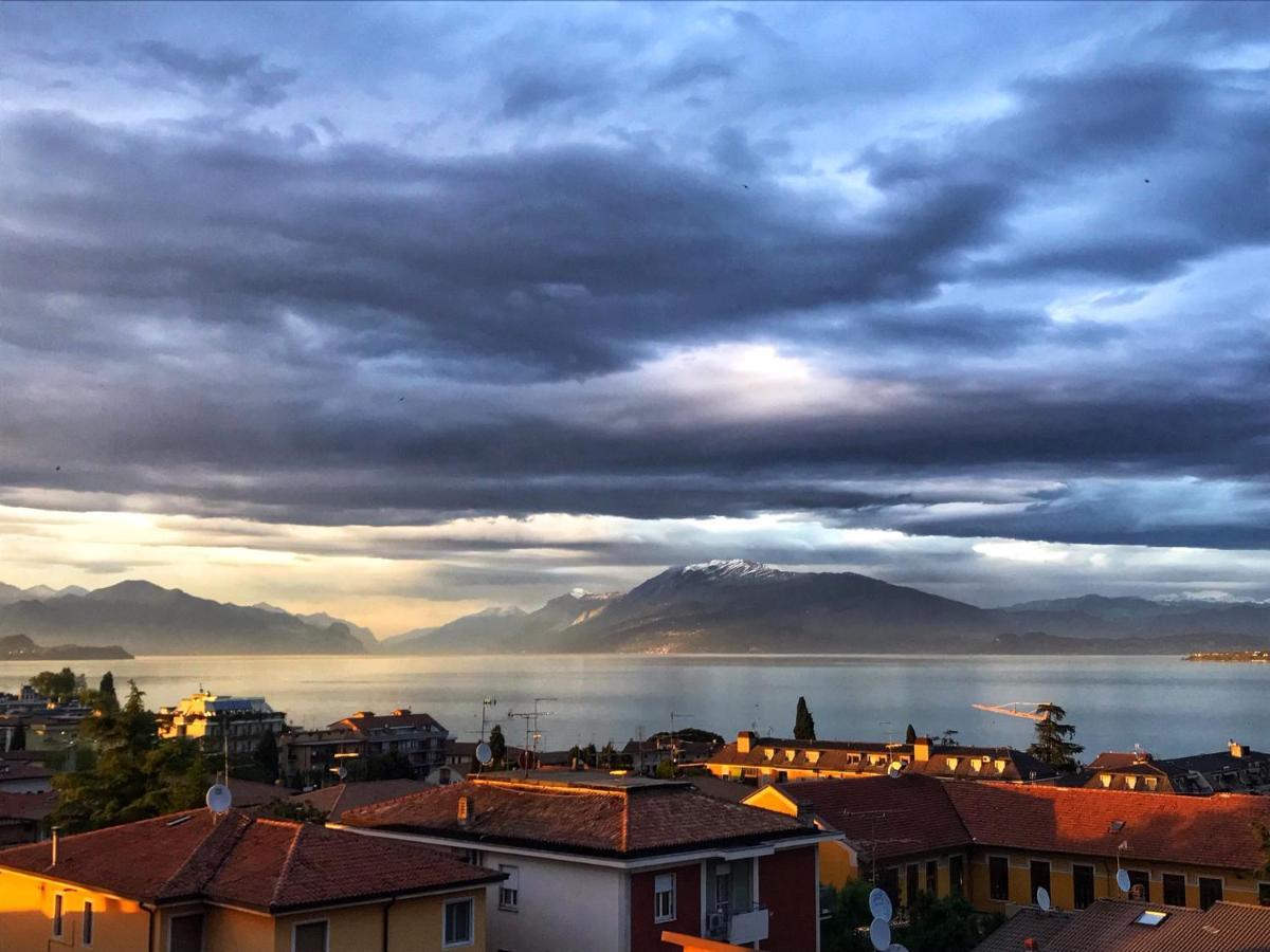 Casa Mariposa Desenzano del Garda Exterior foto